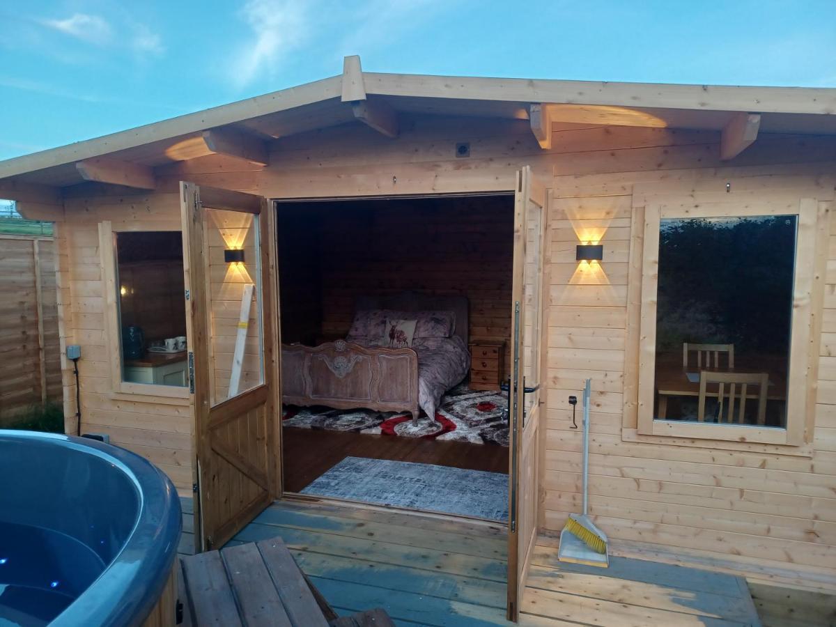 Norwell View Farm Glamping With Hot Tubs Hotell Bath Eksteriør bilde